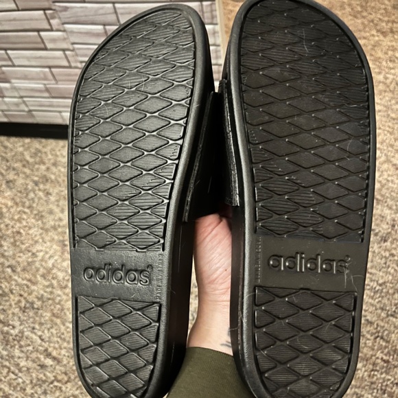 Adidas Adillete Comfort Slip-on Sandals - Picture 2 of 2